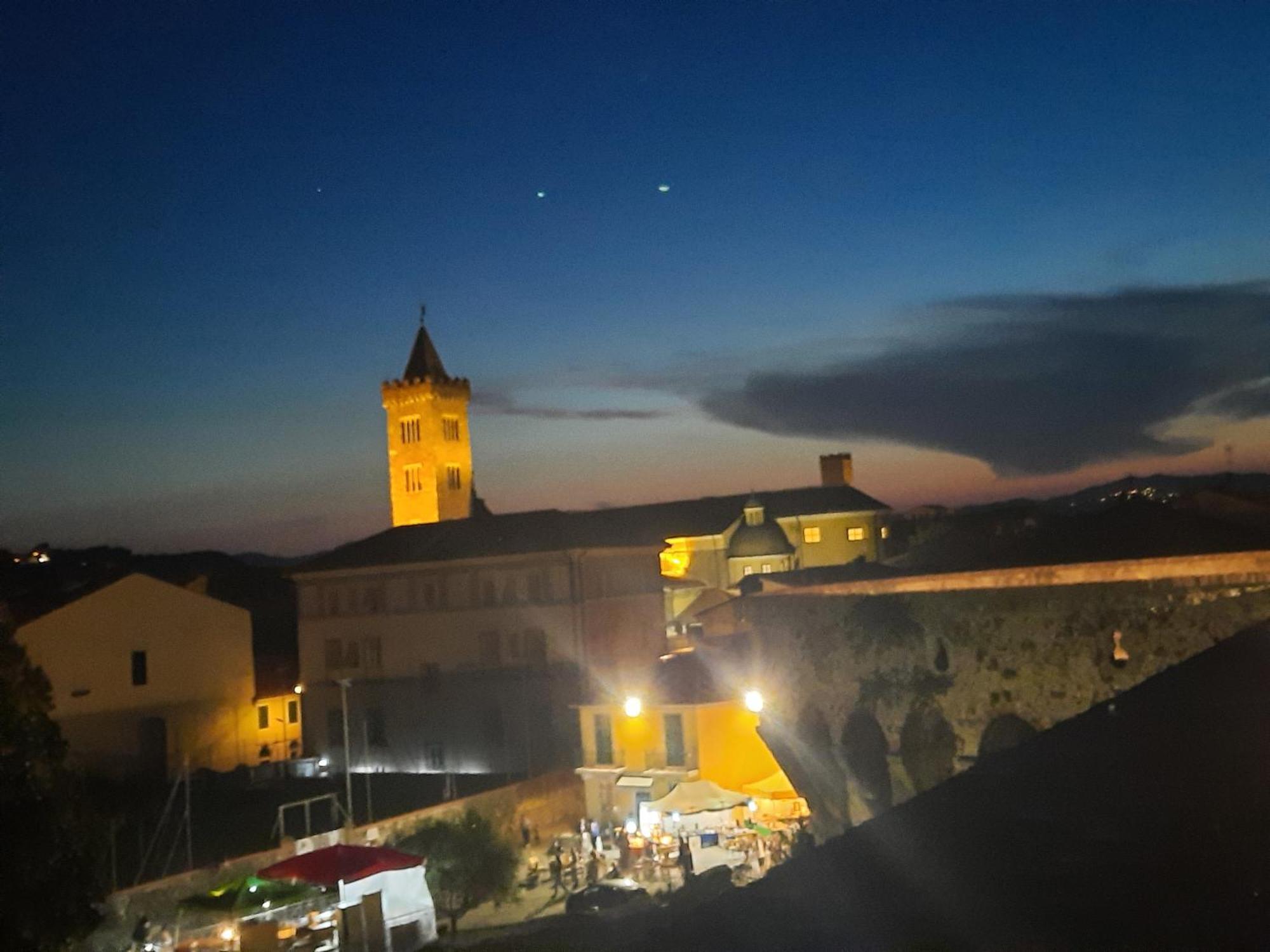 Opera Daire Sarzana Dış mekan fotoğraf